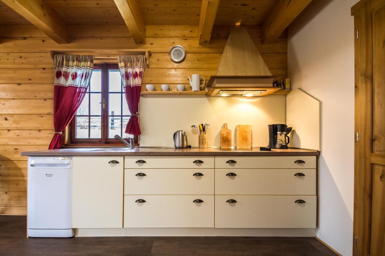 Roubenka Haj Villa Jindrichovice Bagian luar foto